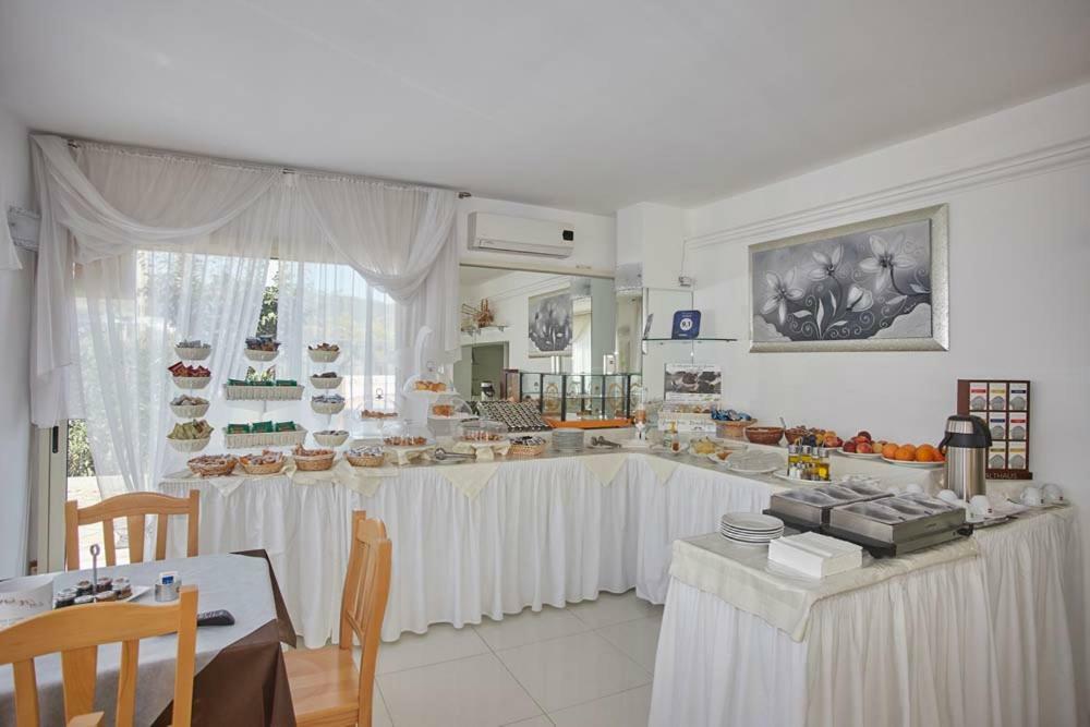 B&B Ala Marina เปสคีชี ภายนอก รูปภาพ